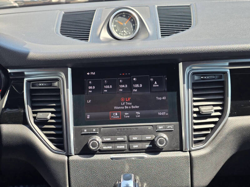 2018 Porsche Macan