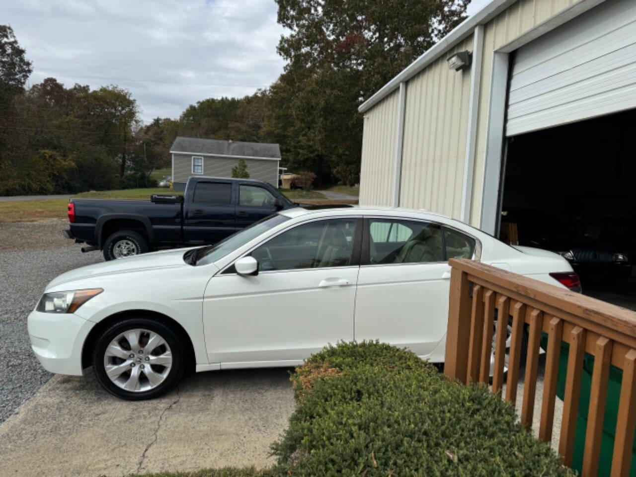 2009 Honda Accord for sale at Robinson Automotive in Albemarle, NC