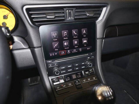 2019 Porsche 911 Carrera GTS