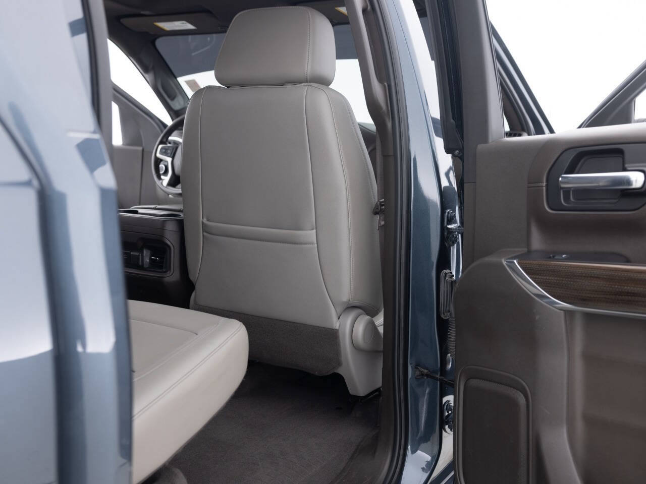 Used Car 2020 Chevrolet Silverado 1500  Lt Trail Boss 4x4 4dr Crew Cab 5.8 Ft. Sb For Sale Under $30,000 In Coal City, Illinois