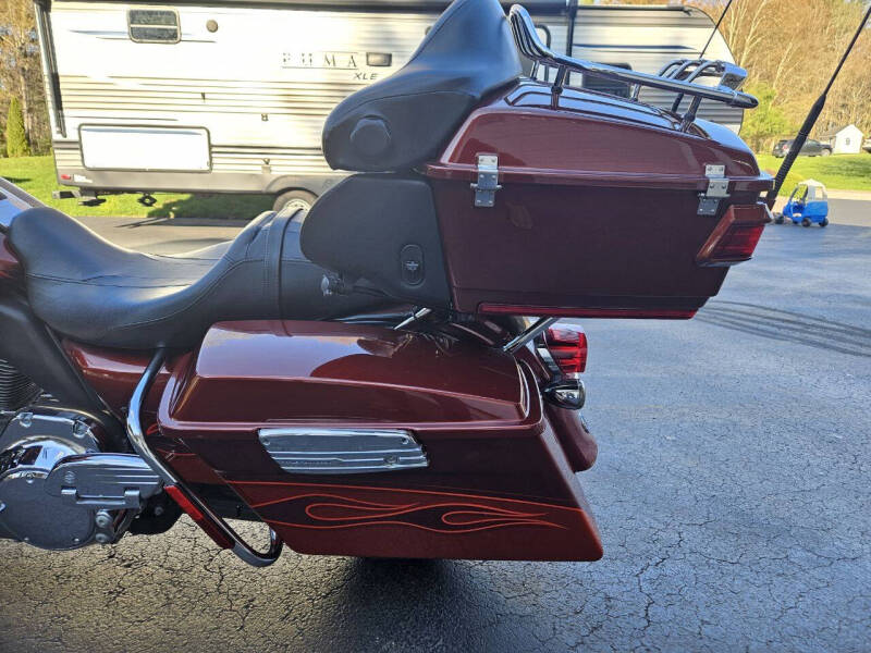 2010 Harley-Davidson Flhtcuse5