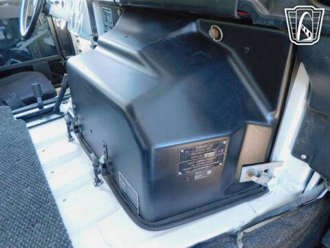 2008 AM General Hummer