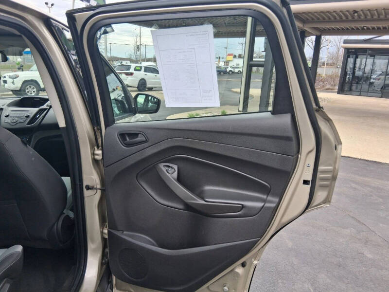 2017 Ford Escape S