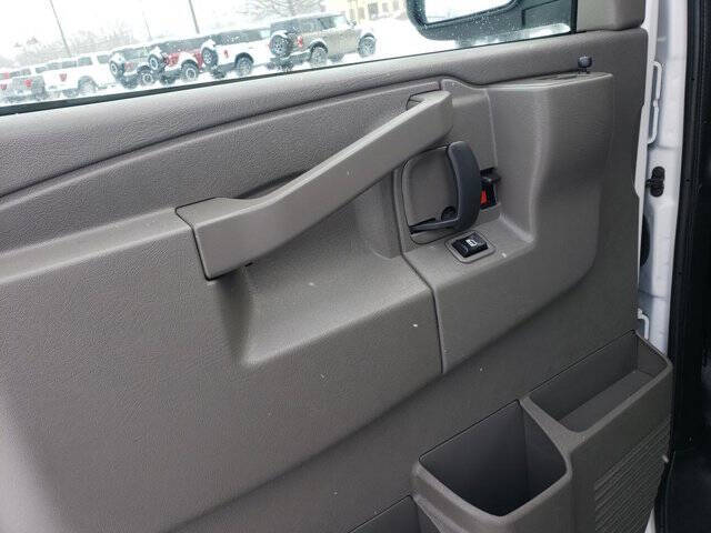 2024 GMC Savana 2500