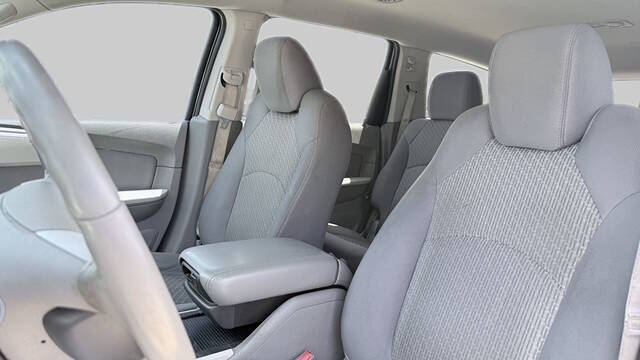 2011 Chevrolet Traverse LS