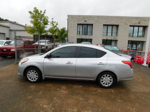 2015 Nissan Versa 1.6 SV