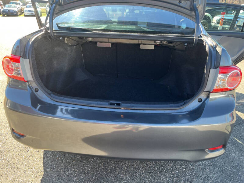 2011 Toyota Corolla LE