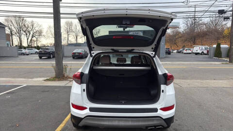 2017 Hyundai Tucson Sport