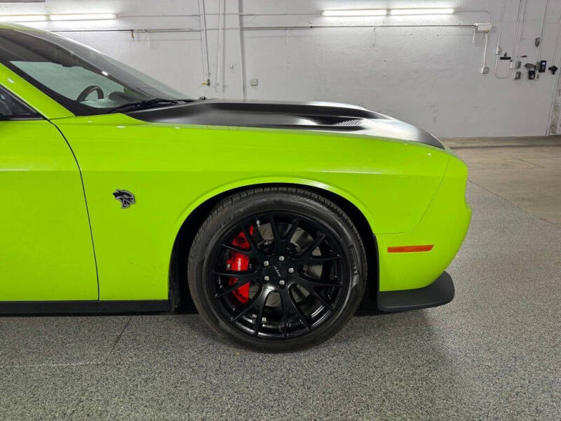 2015 Dodge Challenger SRT Hellcat