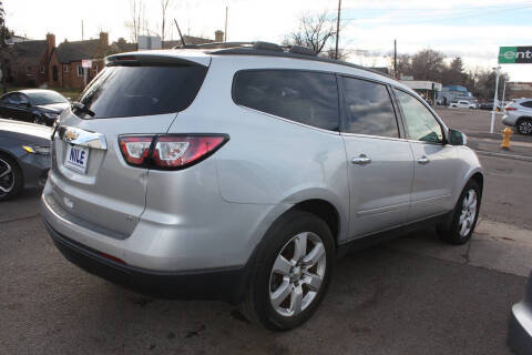 2017 Chevrolet Traverse LT