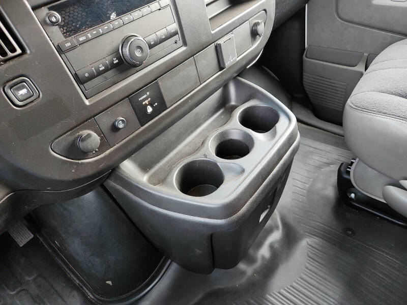 2024 GMC Savana 2500