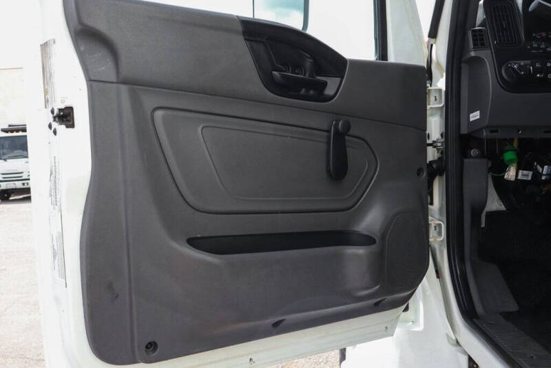 2020 International MV607