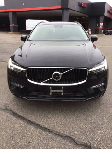 2023 Volvo XC60 B5 Core