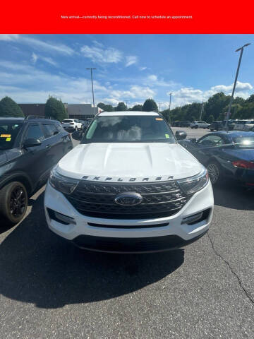 2022 Ford Explorer XLT Photo