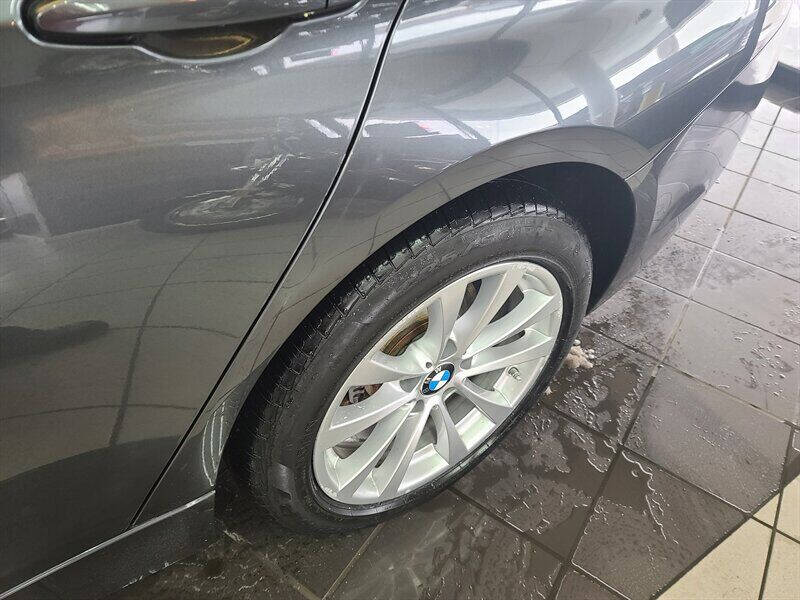 2017 BMW 3 Series 320i xDrive