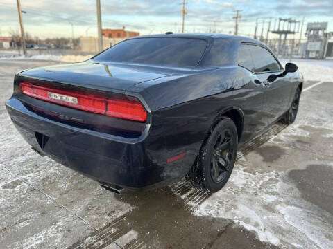2012 Dodge Challenger SXT