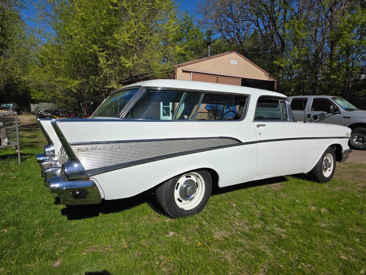 1957 Chevrolet Nomad 3
