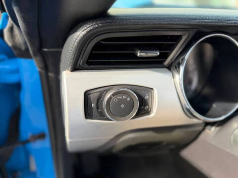 2017 Ford Mustang EcoBoost Premium