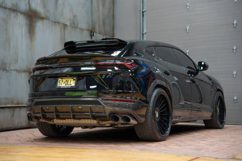 2021 Lamborghini Urus