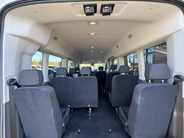 2023 Ford Transit 350 XLT