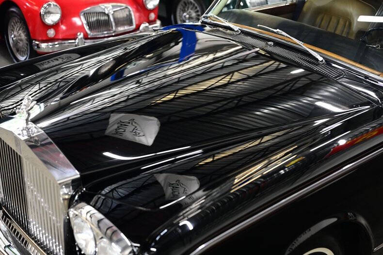 1972 Rolls-Royce SILVER CLOUD LWB