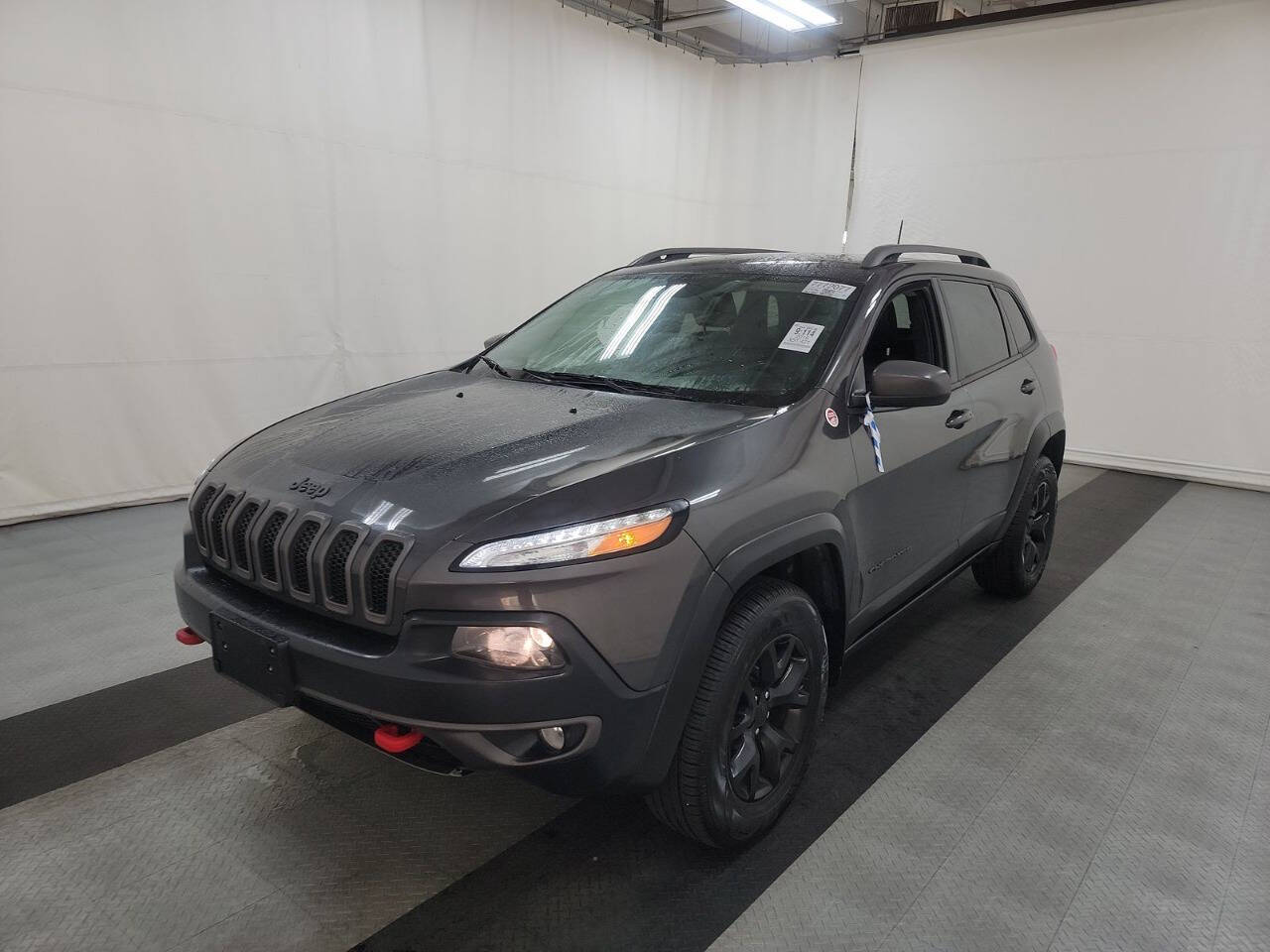 2016 Jeep Cherokee Trailhawk 4x4 4dr SUV's photo