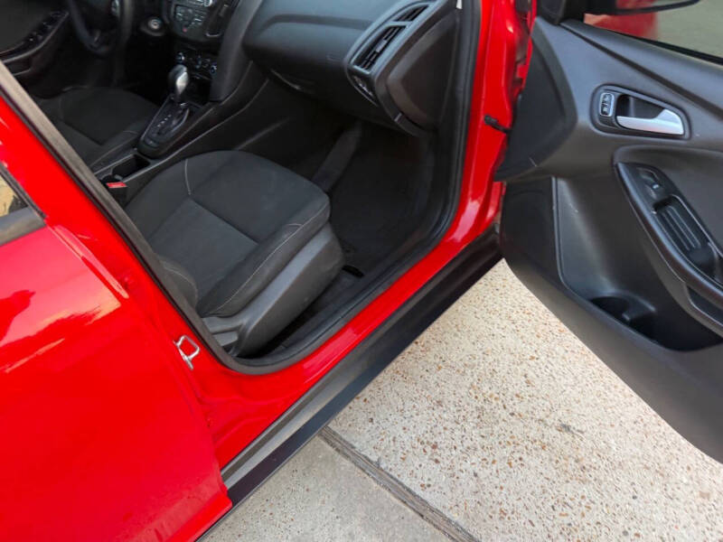 2017 Ford Focus SE