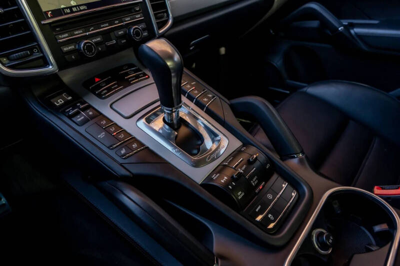 2015 Porsche Cayenne Turbo