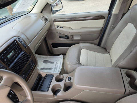 2004 Ford Explorer Eddie Bauer