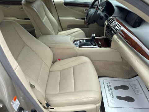 2015 Lexus LS 460