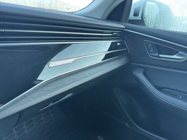 2023 Audi Q8 quattro Premium Plus 55 TFSI