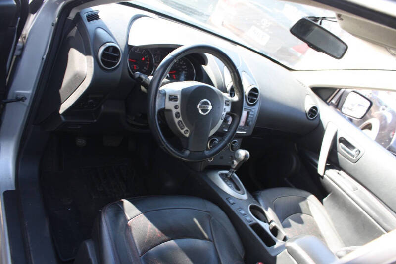 2013 Nissan Rogue SV