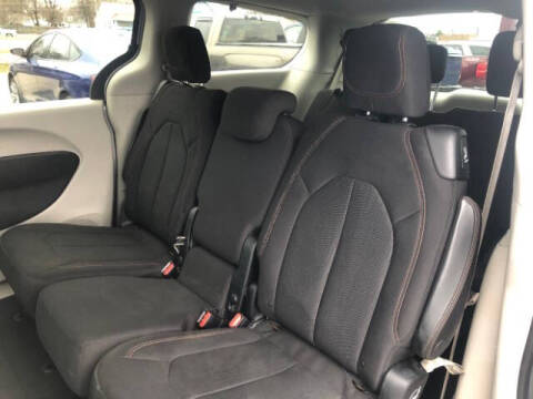 2017 Chrysler Pacifica Touring