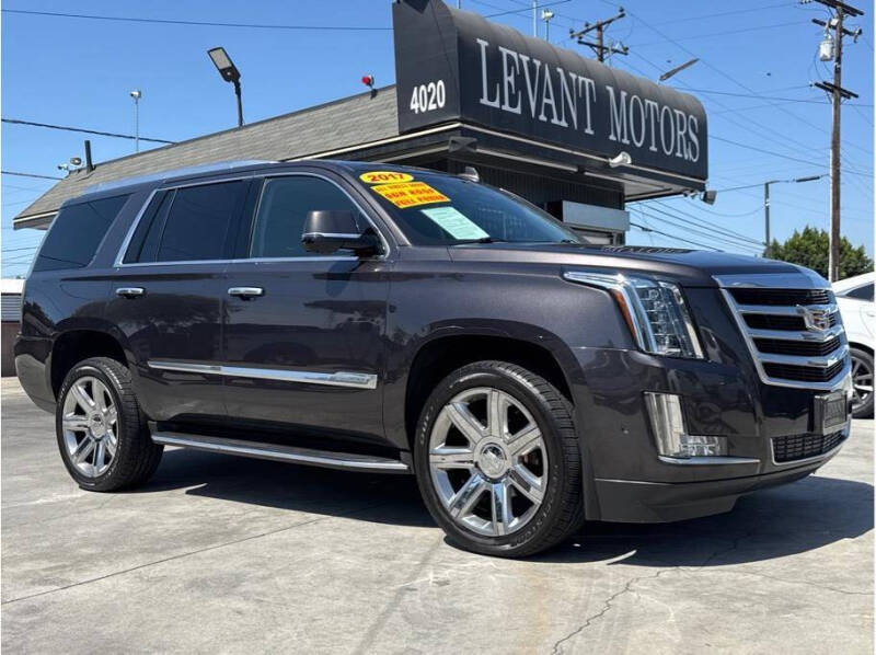 2017 Cadillac Escalade Luxury