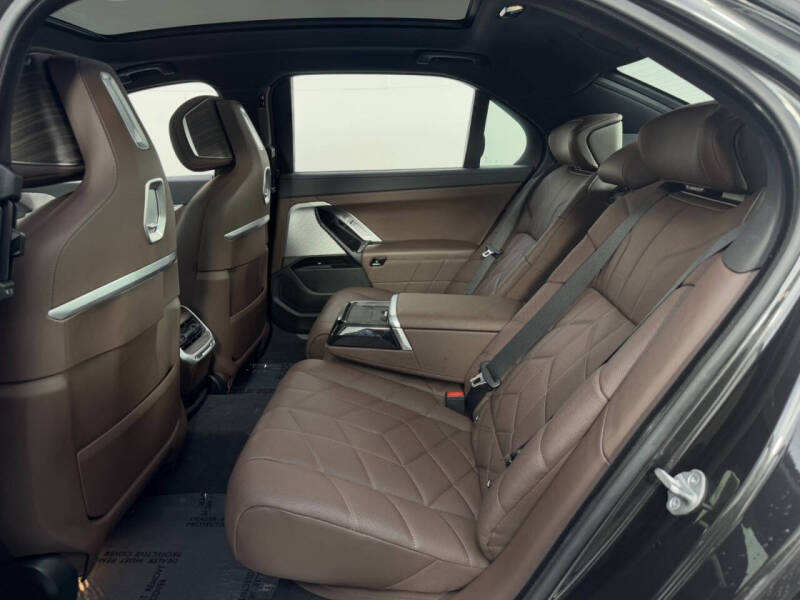 2024 BMW i7 eDrive50