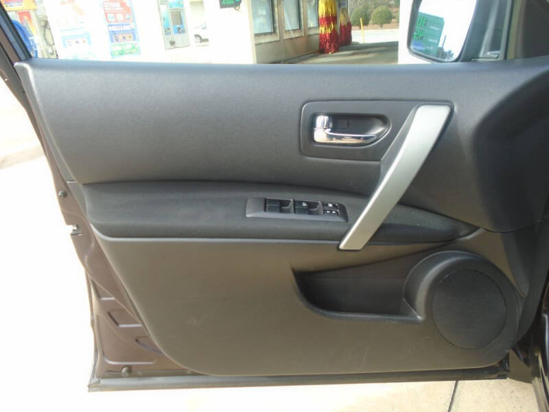 2011 Nissan Rogue S