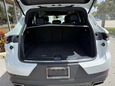 2024 Porsche Cayenne