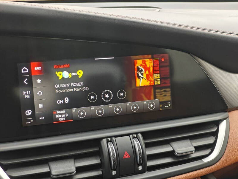 2021 Alfa Romeo Giulia Ti Sport