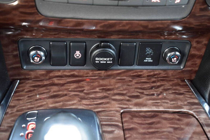 2017 Nissan Armada Platinum