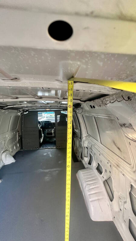 2011 Ford E-Series E-350 SD