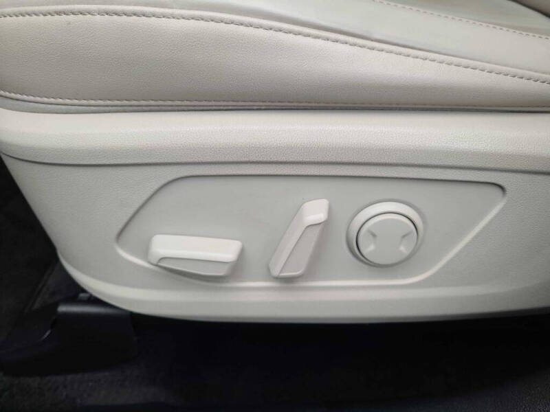 2022 Kia Sorento X-Line S