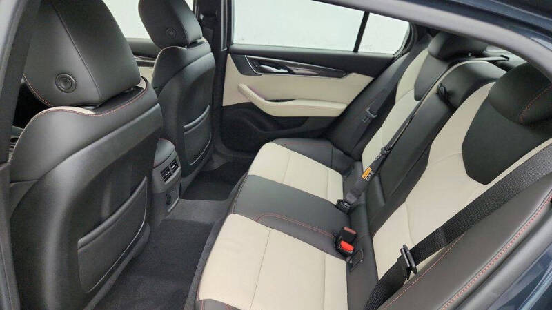 2025 Cadillac CT5 Sport