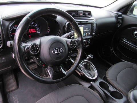 2016 Kia Soul +