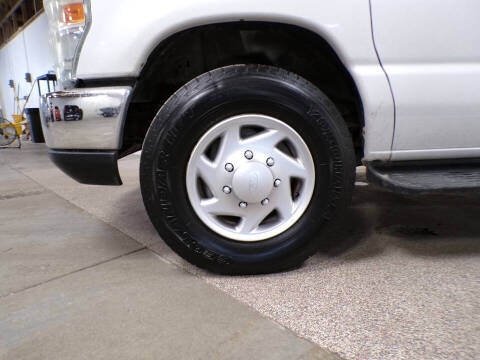 2011 Ford E-Series E-350 SD