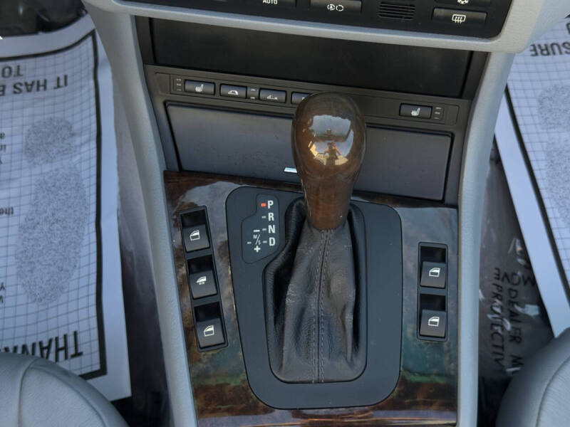 2004 BMW 3 Series 325Ci