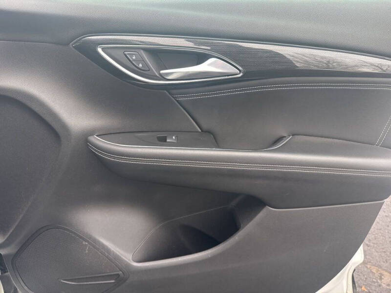 2021 Buick Envision Essence