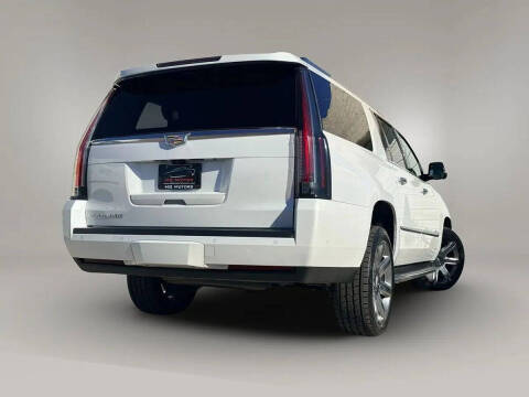 2019 Cadillac Escalade ESV Luxury