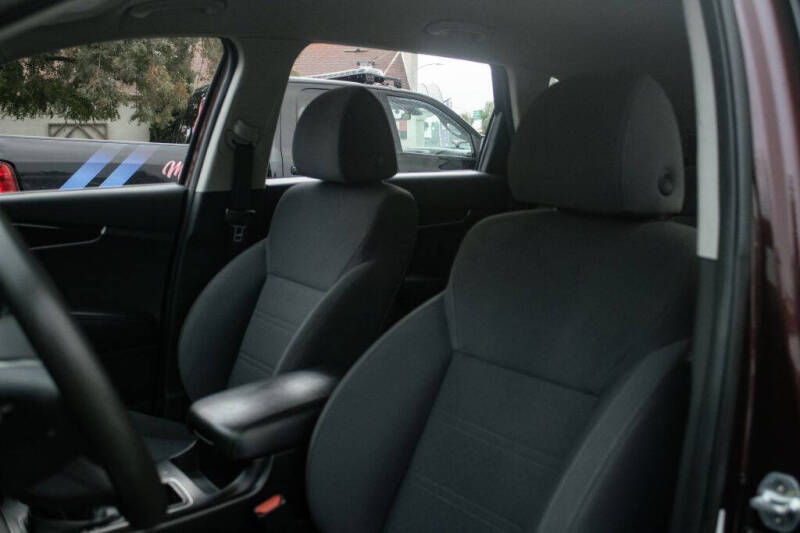 2019 Kia Sorento LX V6