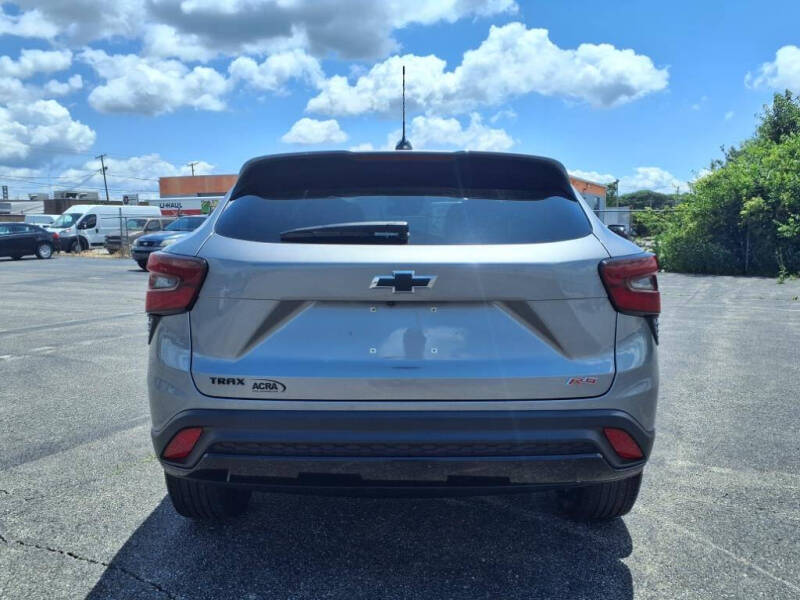 2024 Chevrolet Trax RS