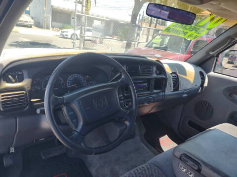 2001 Dodge Ram 1500 SLT